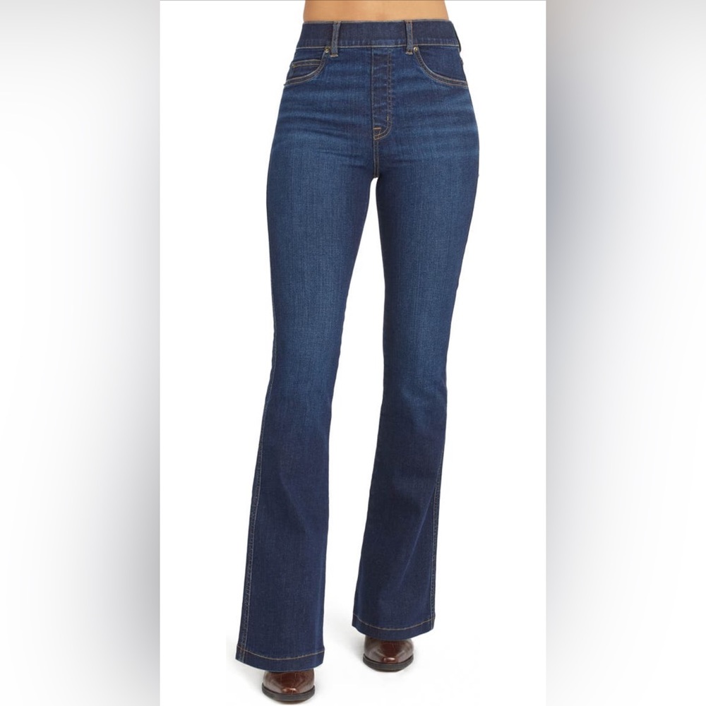 BNWT - Spanx Flare Jeans - Midnight Shade  - XS